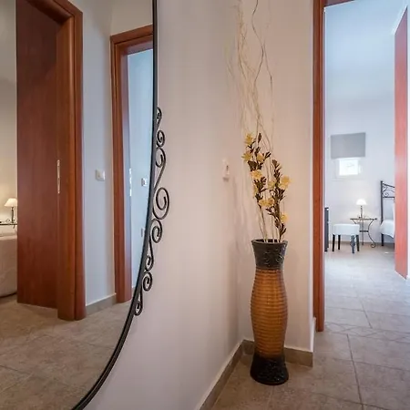 Aelia Villa